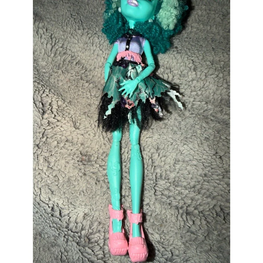 Monster High Frights, Camera, Action! Honey Swamp doll